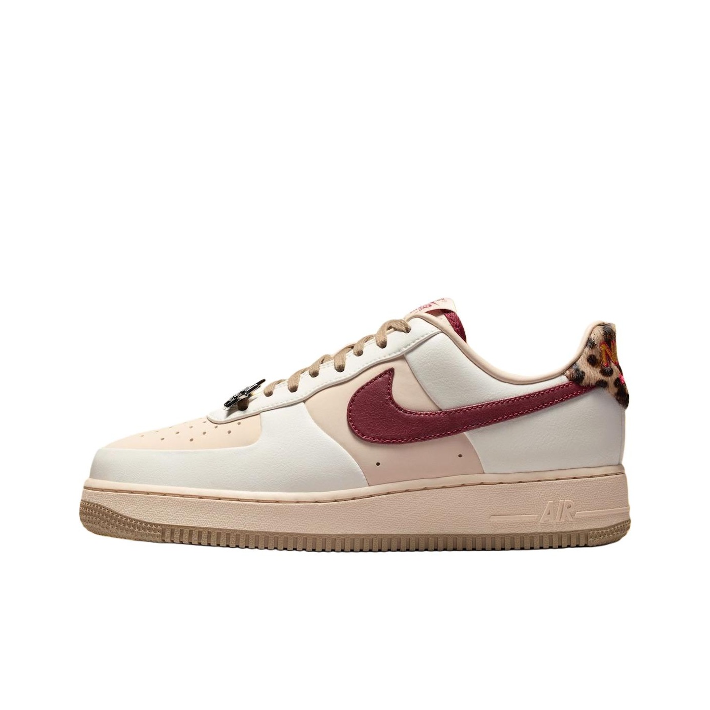 Nike Shoes Air Force 1 - ไนกี้ แอร์ ฟอร์ซ 1 รองเท้าสเก็ตบอร์ดหนังหุ้มข้อต่ำสำหรับผู้หญิง สีชมพู